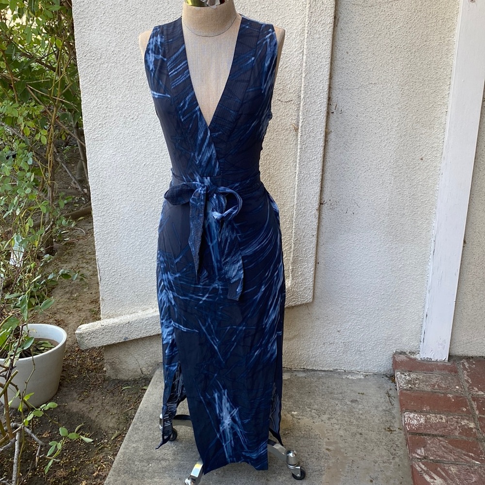 NWOT Halston Heritage from Neiman’s wrap around dress. Silk & viscose blend
